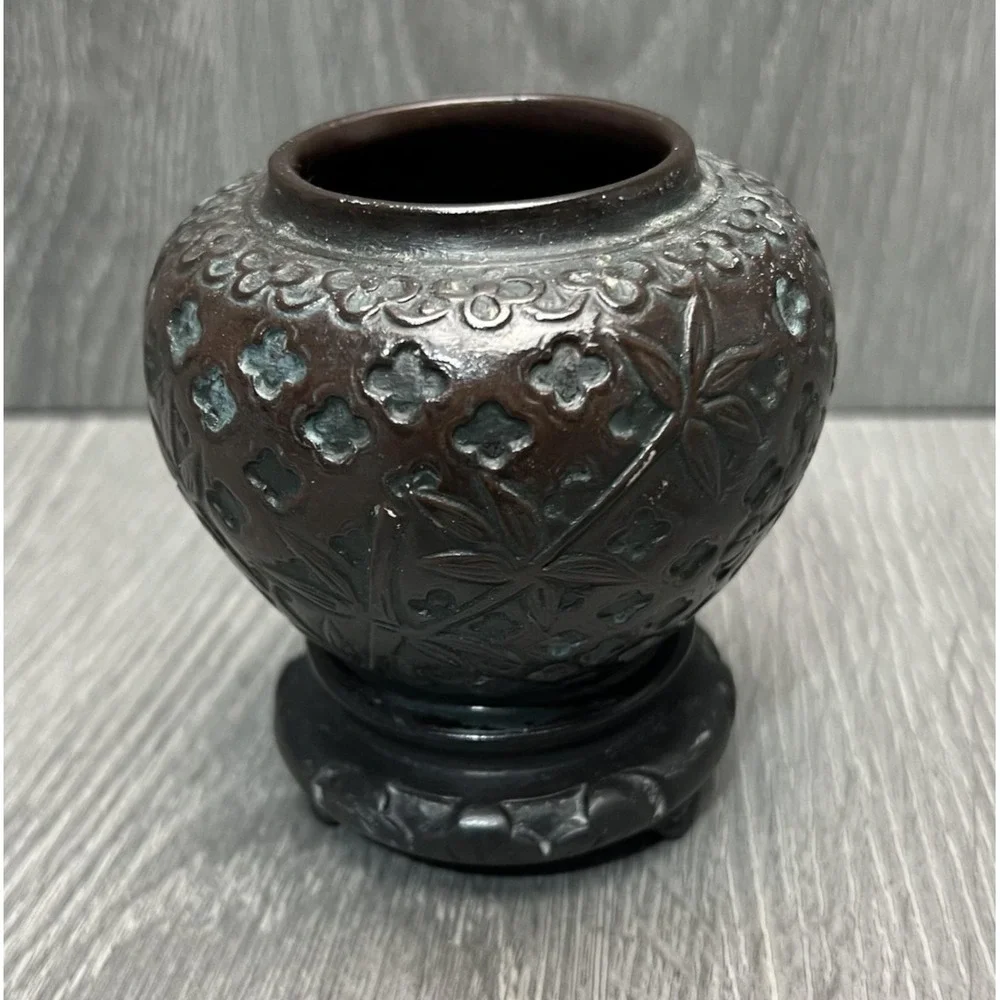 Antique Japanese Porcelain Vase Meiji Taisho Era Floral Blossom Black Signed